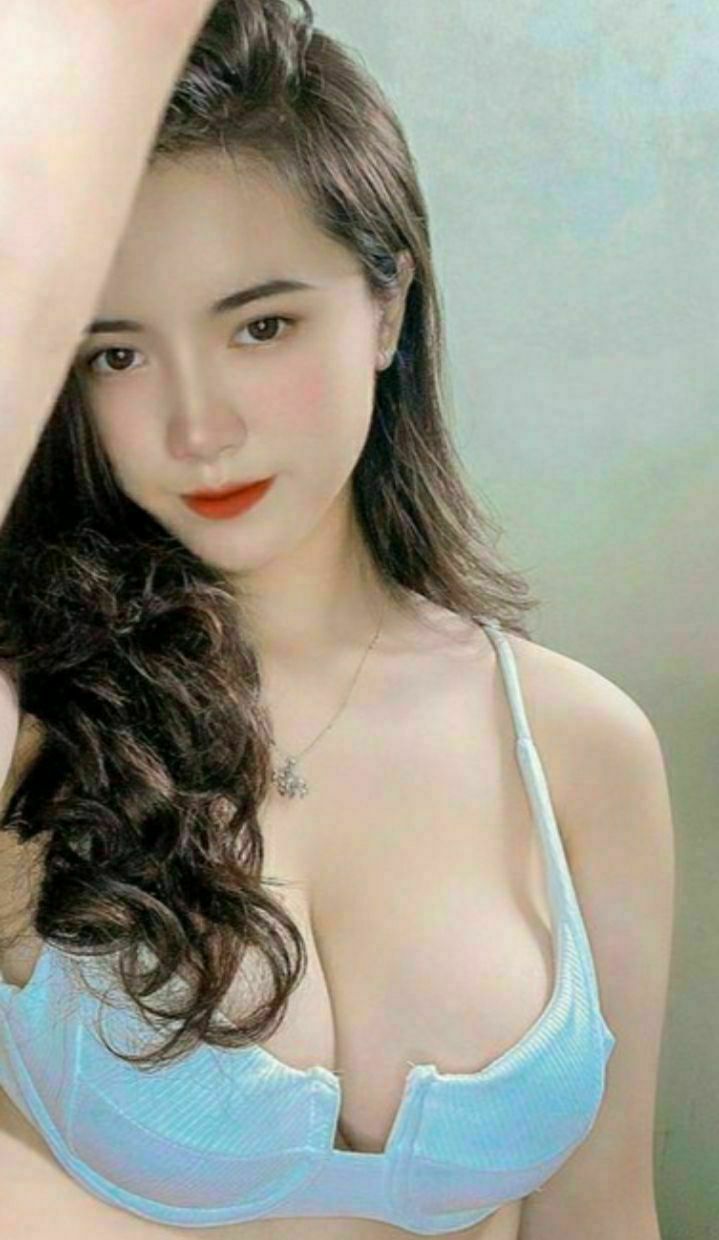 Phim AV nội địa Trung Quốc RAS0165 Đạo diễn tấn công diễn viên bằng những quy tắc ẩn. Nếu muốn làm việc thì cứ lên xe Lin Siyu